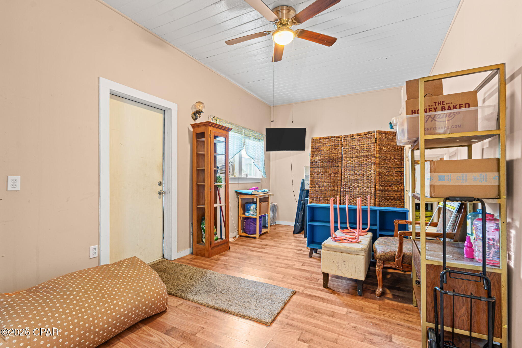 Image 11 For 1821 Molitor Avenue