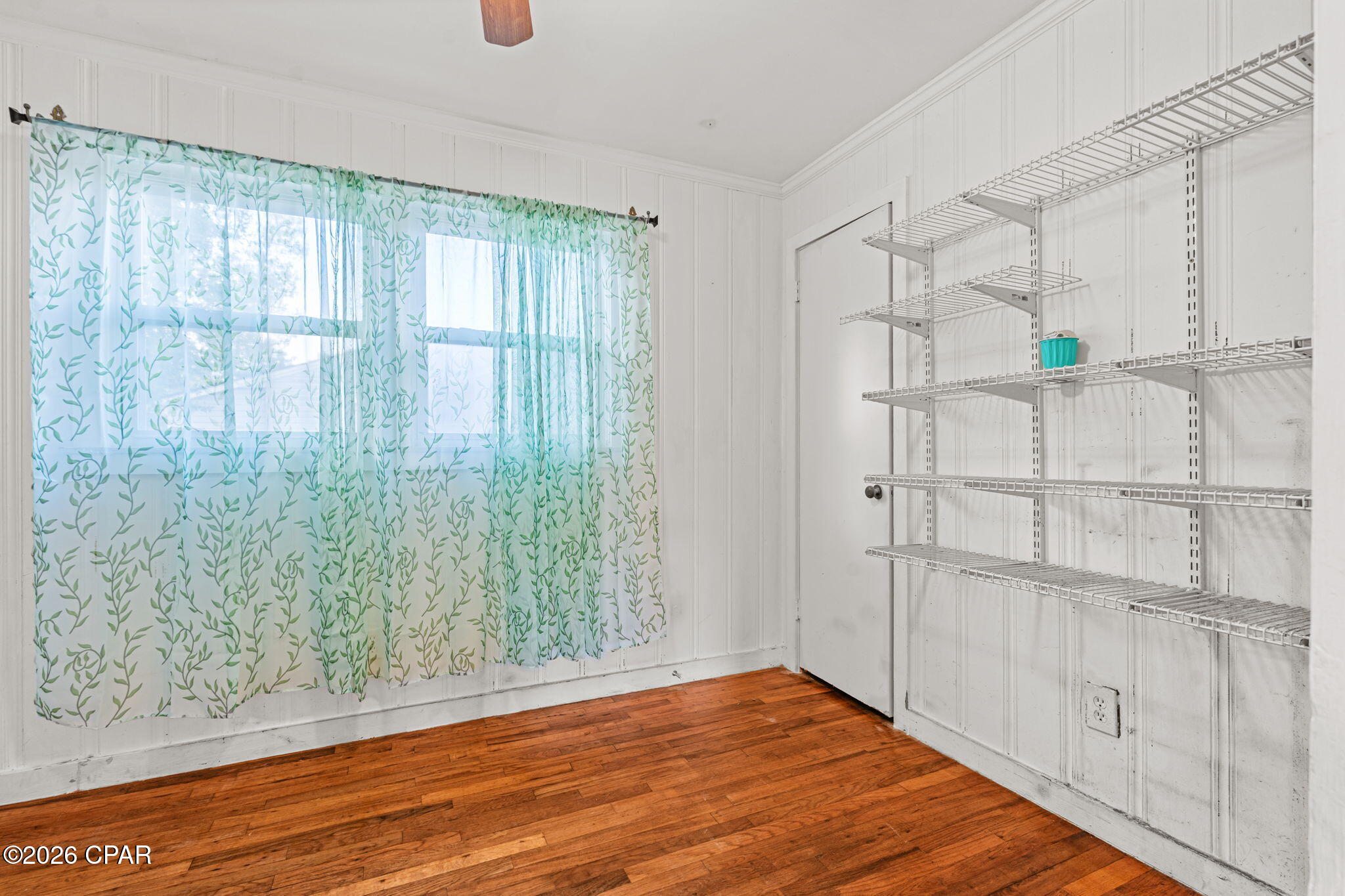 Image 14 For 1821 Molitor Avenue