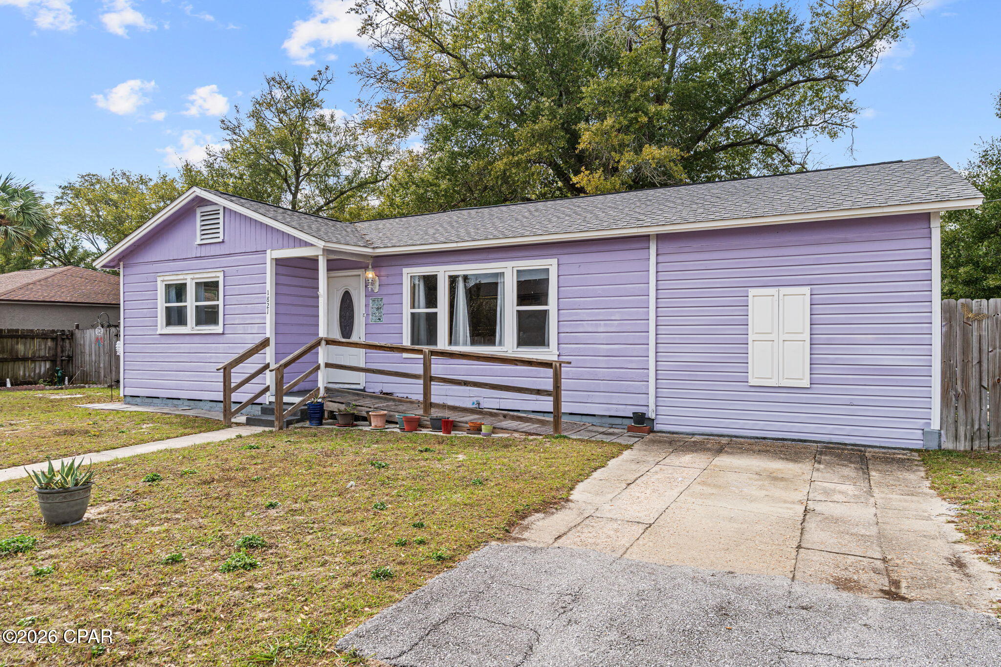 Image 2 For 1821 Molitor Avenue