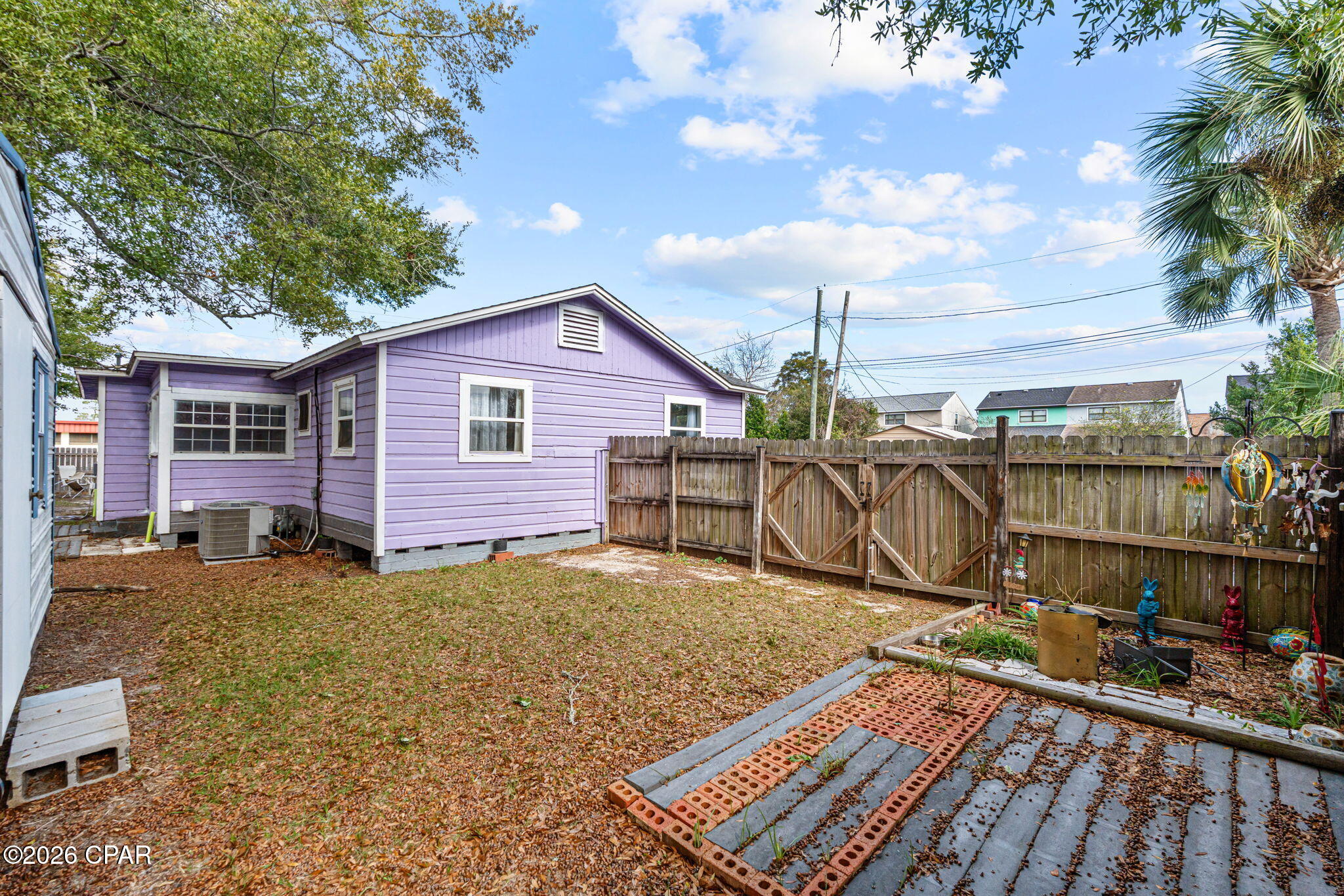 Image 22 For 1821 Molitor Avenue