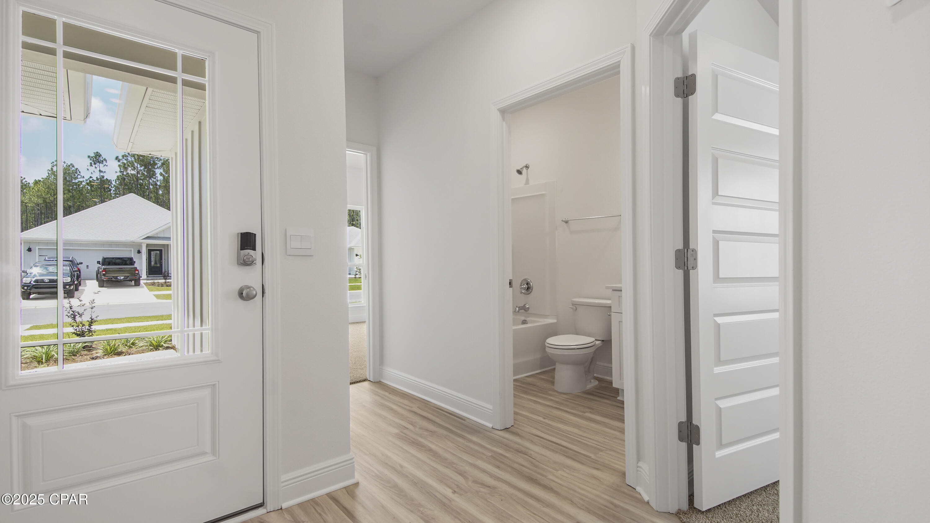 Image 3 For 405 Wolcott Way