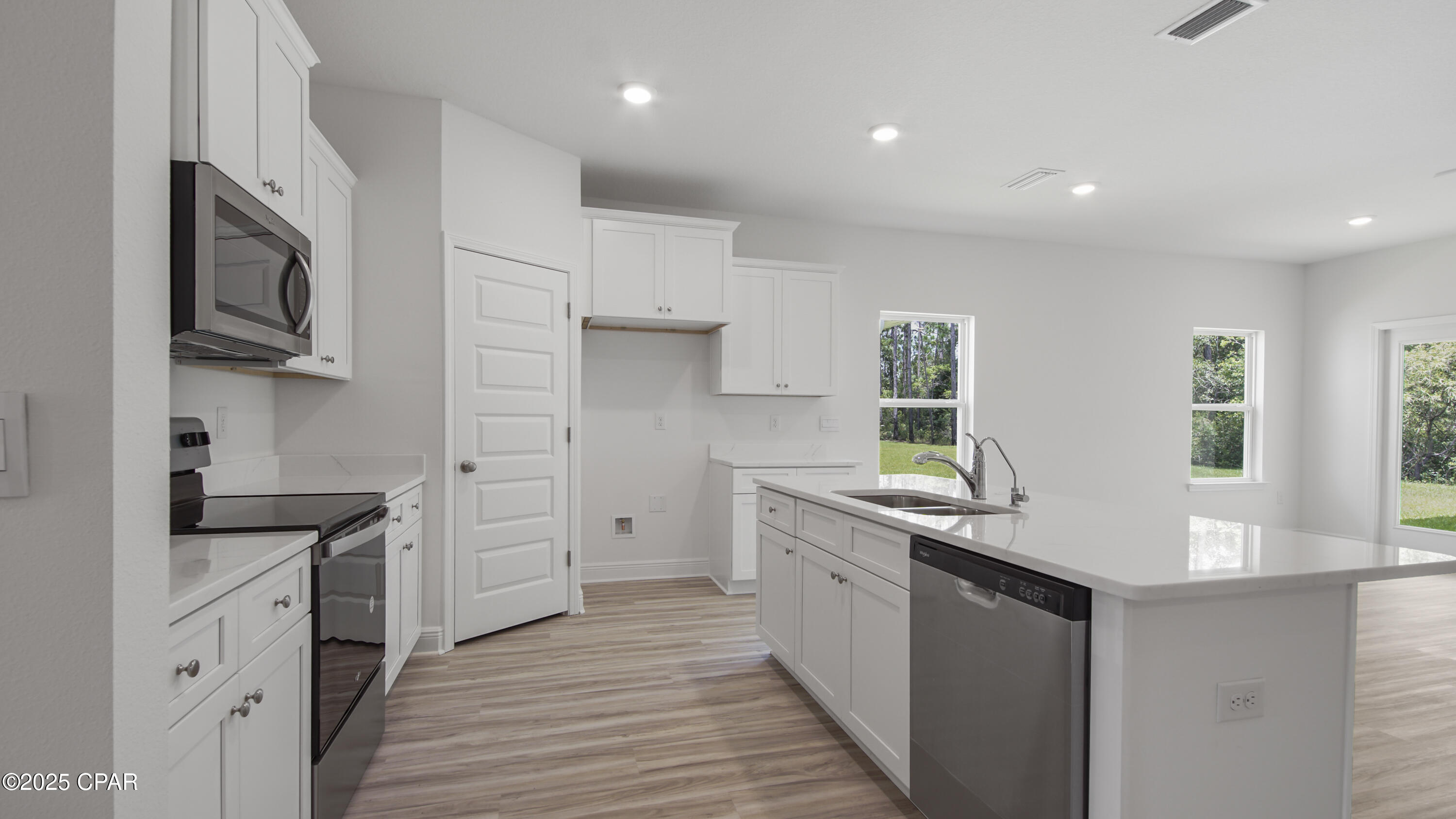 Image 6 For 405 Wolcott Way