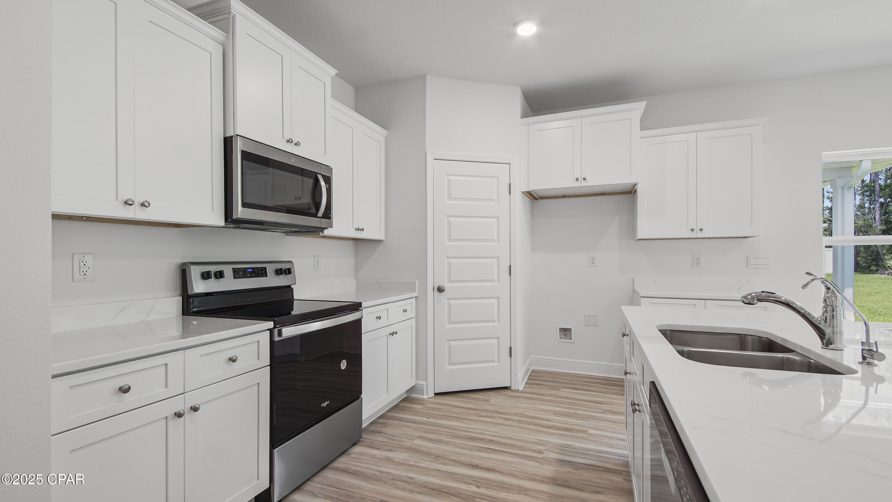 Image 7 For 405 Wolcott Way