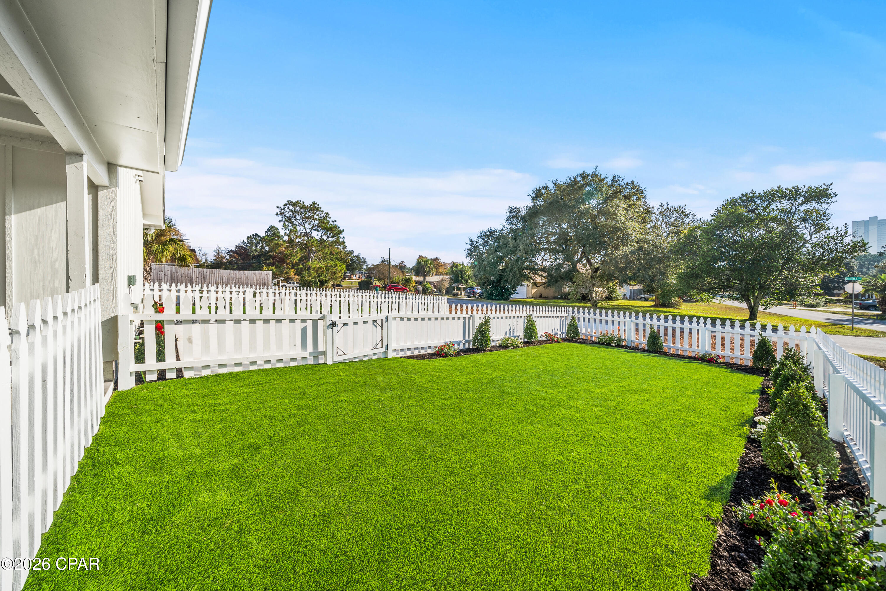 Image 24 For 121 Lakeside Circle Unit B