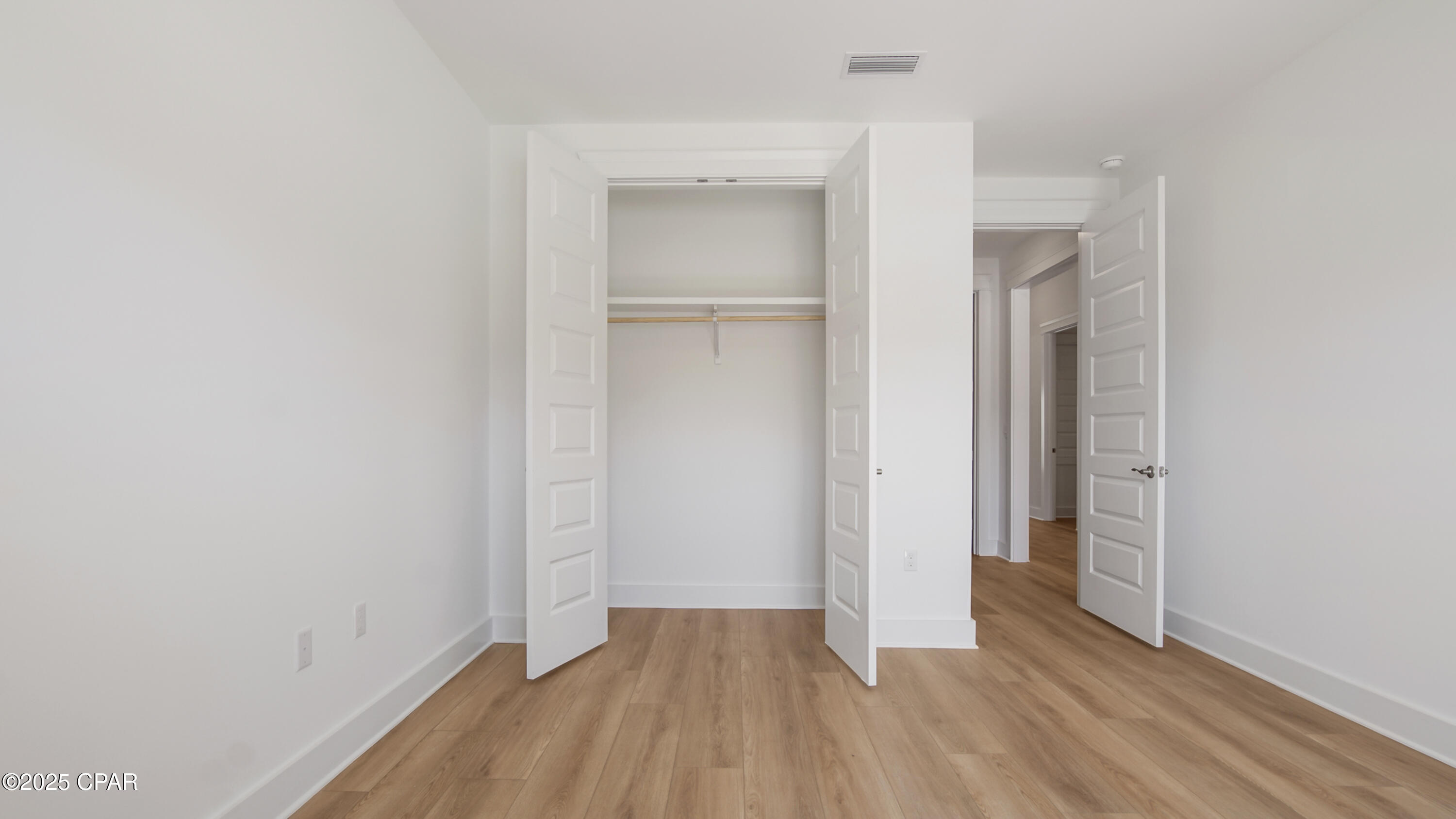 Image 33 For 904 Crystal Bayou Boulevard