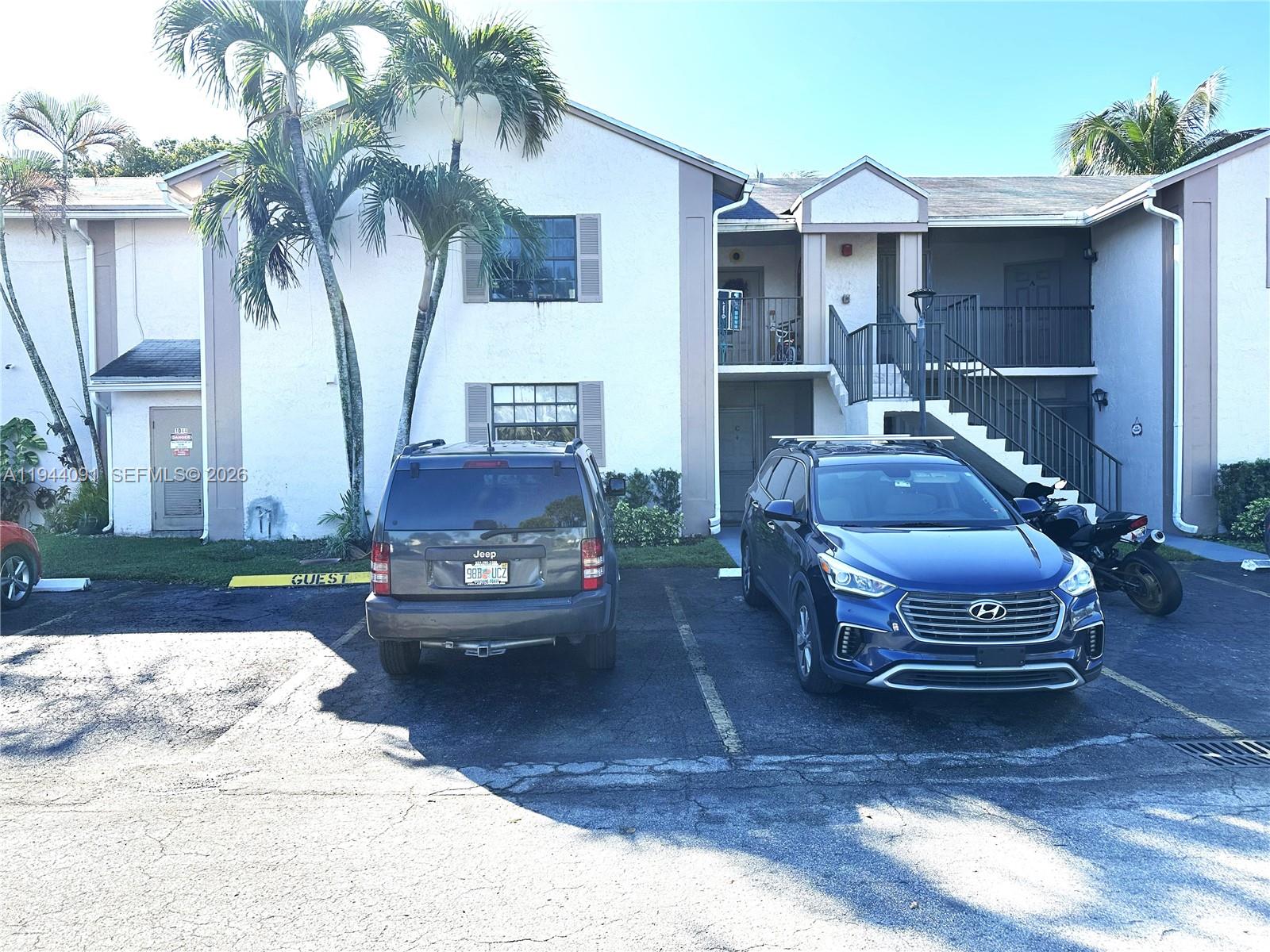 Lakeshore Condo 10
