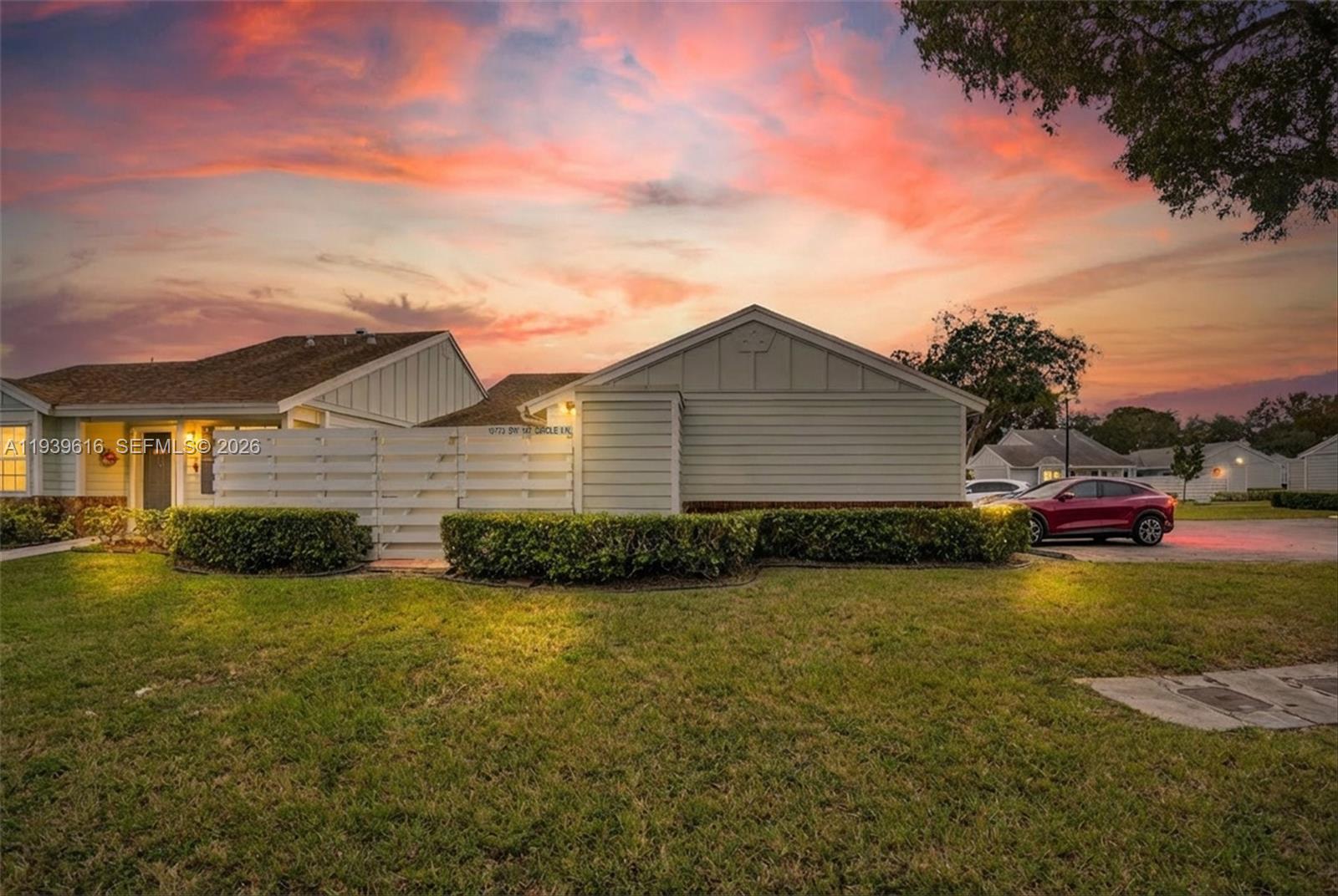 Vilg Homes Country Walk C