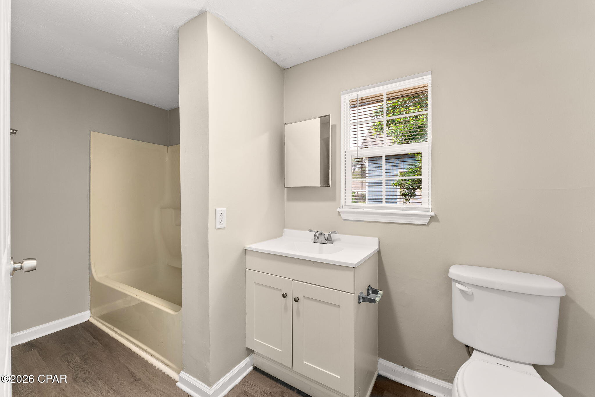 Image 18 For 119 College Avenue 7