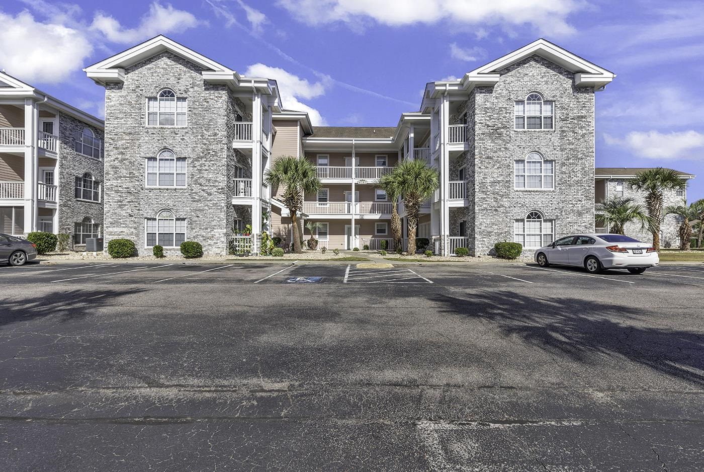 4737 Wild Iris Dr. UNIT #202 Myrtle Beach, SC 29577