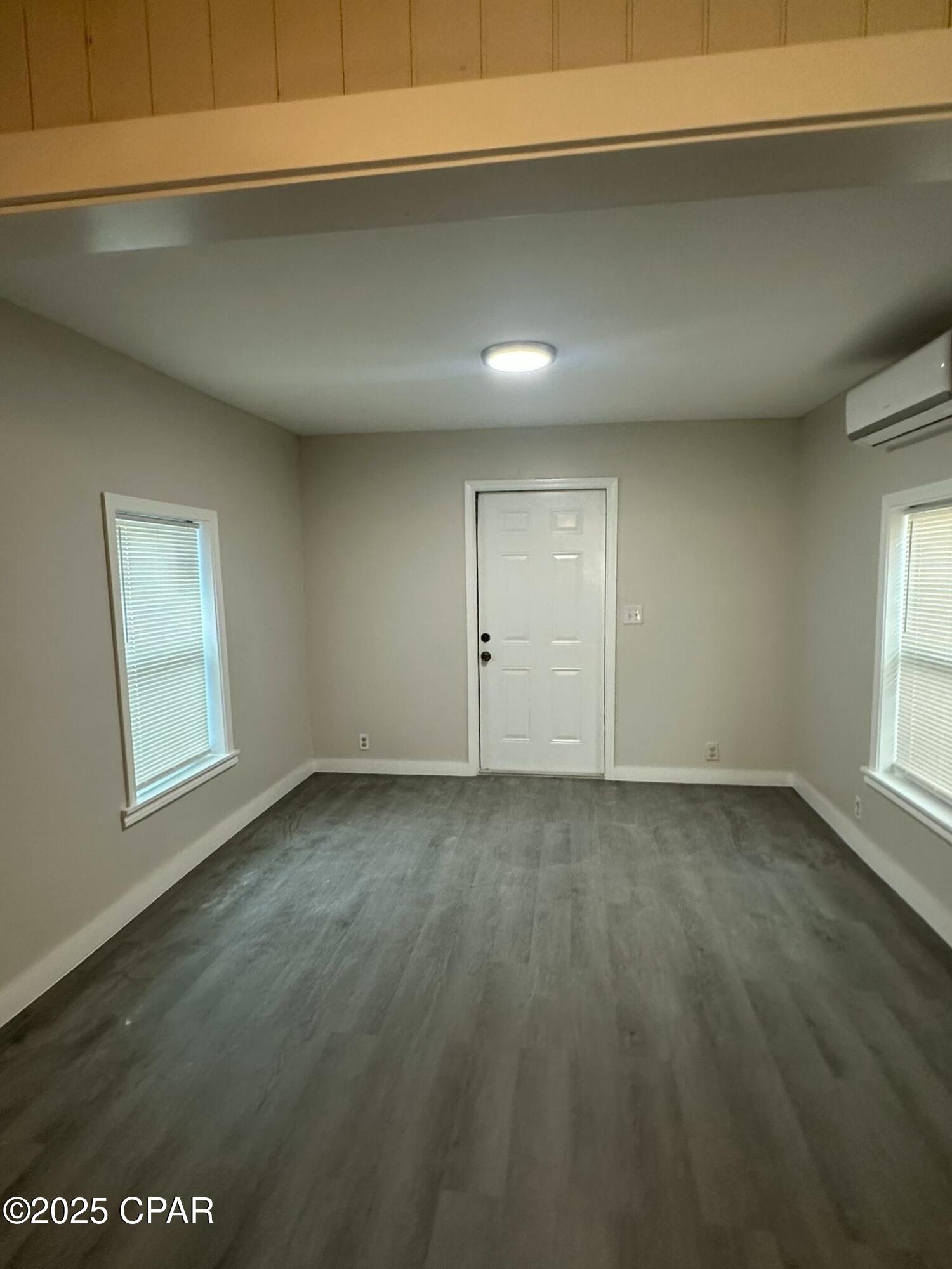 Image 3 For 2722 6th Street