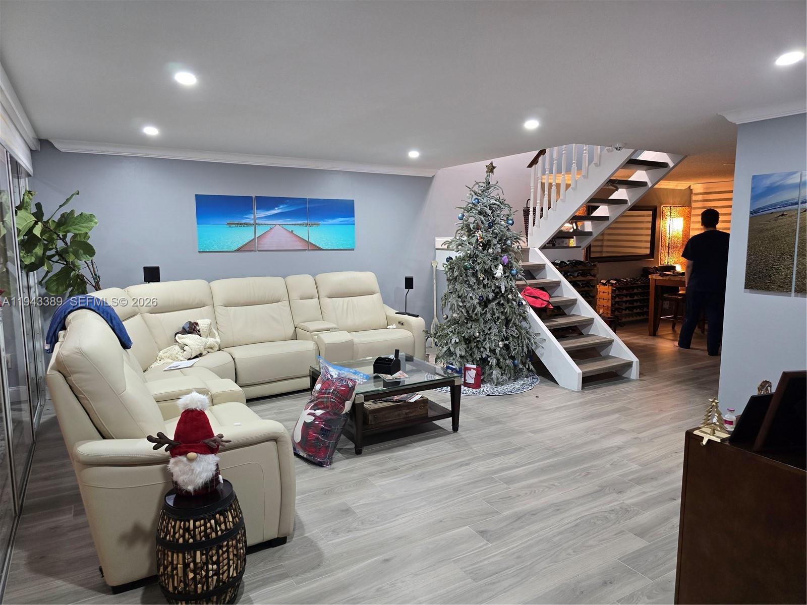 Sunset Park Lake Villas S