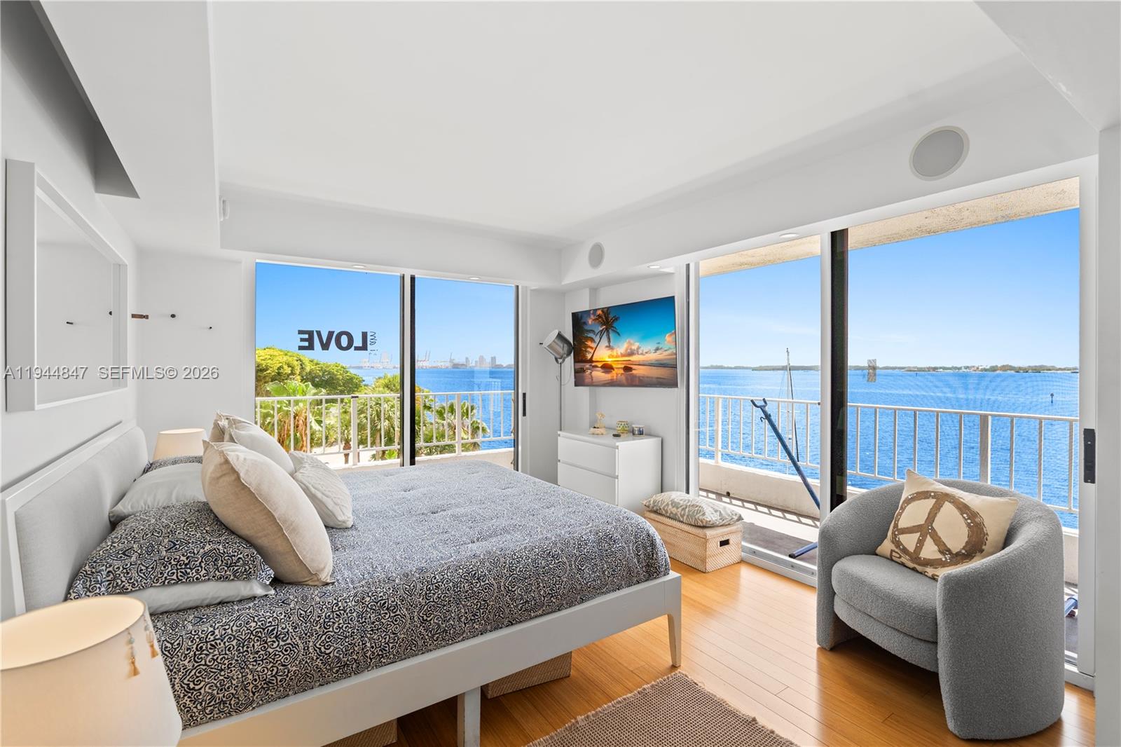 Brickell Harbour Condo