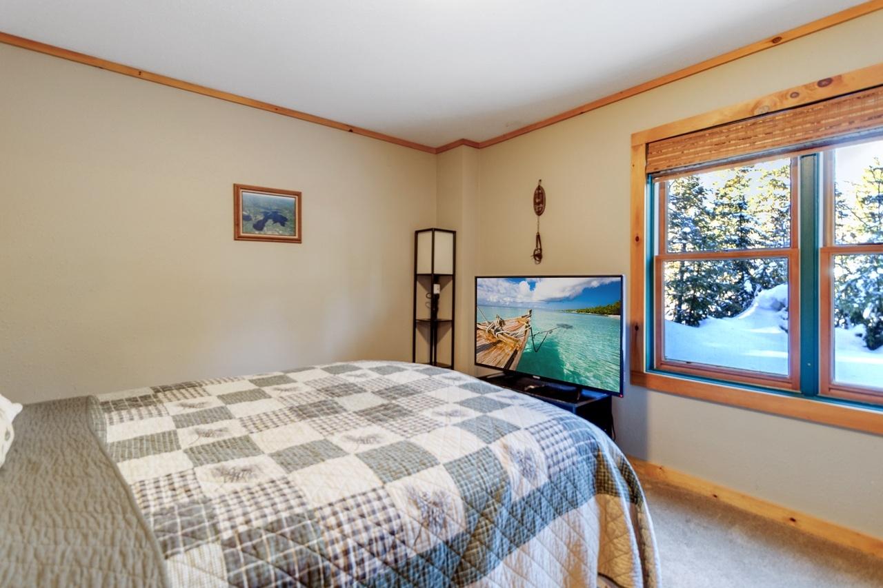 Spider Lake (M) Property 2184W Pine Forest Rd Photo 14