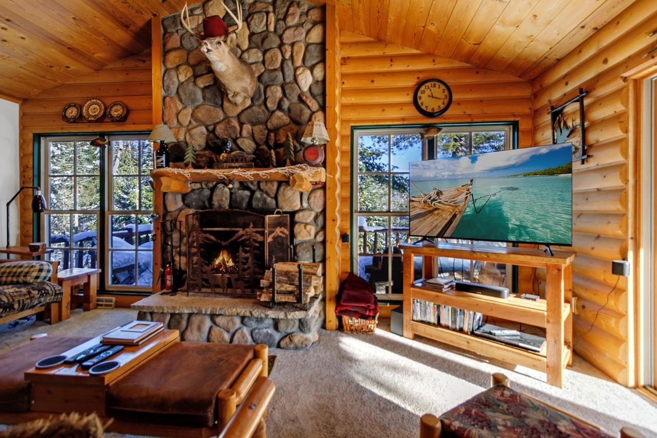 Spider Lake (M) Property 2184W Pine Forest Rd Photo 4