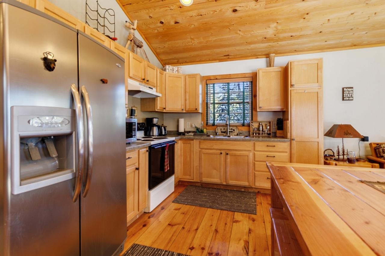 Spider Lake (M) Property 2184W Pine Forest Rd Photo 6