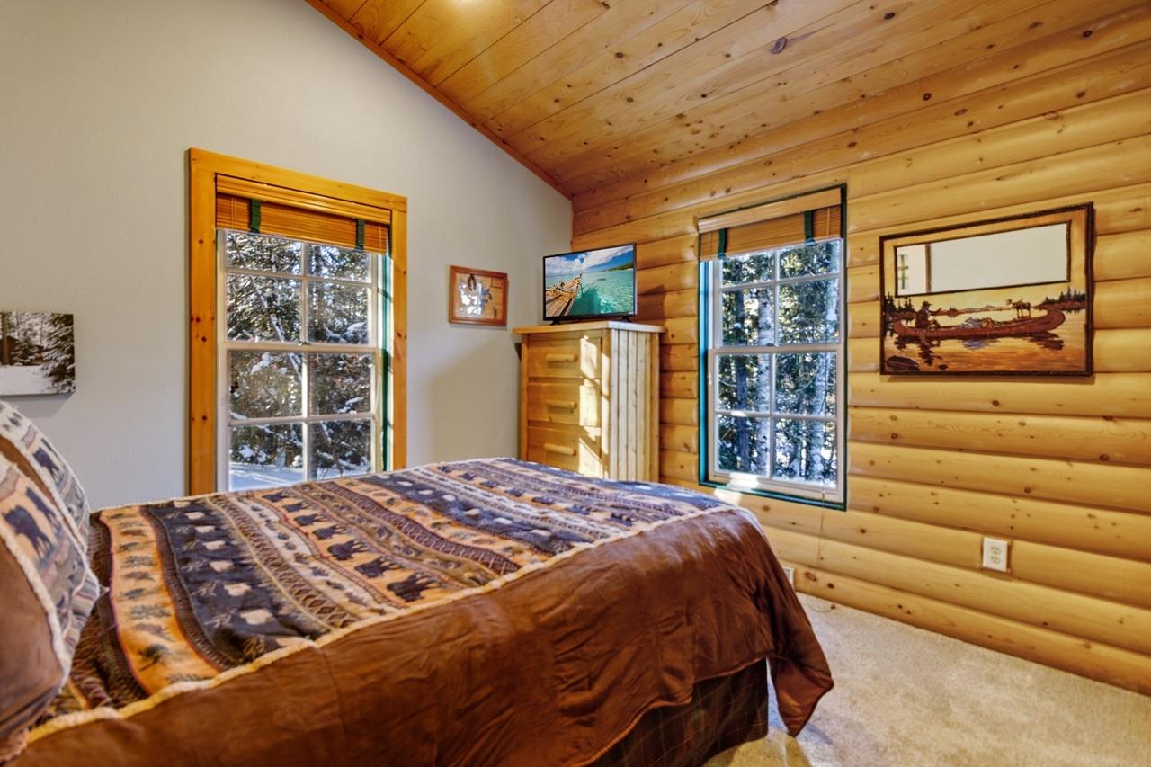 Spider Lake (M) Property 2184W Pine Forest Rd Photo 7