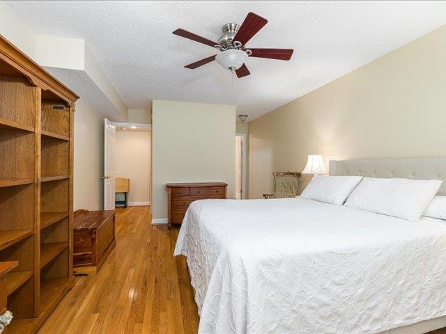 41 Hickory Nut Ln