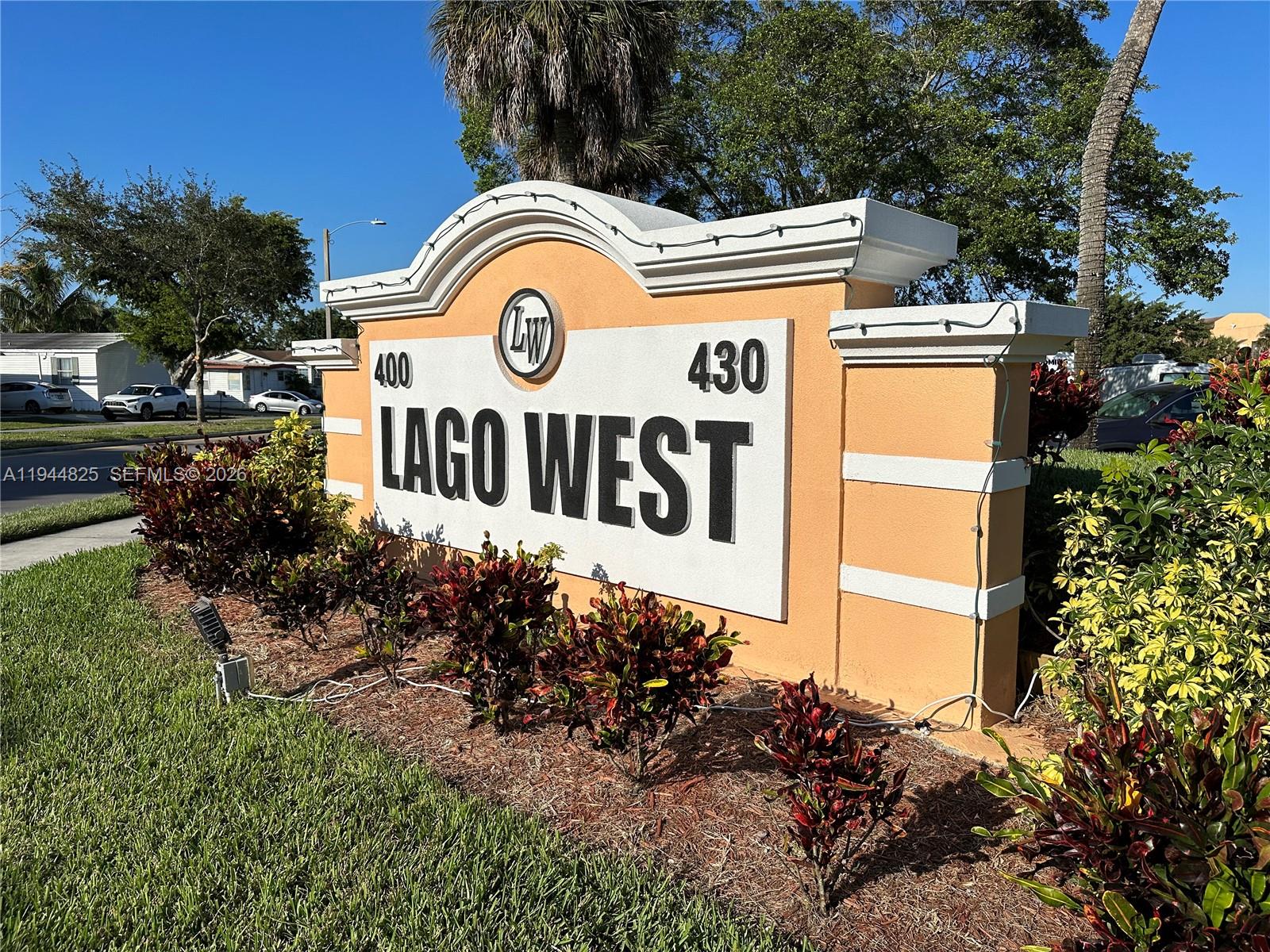 Lago West Condominium