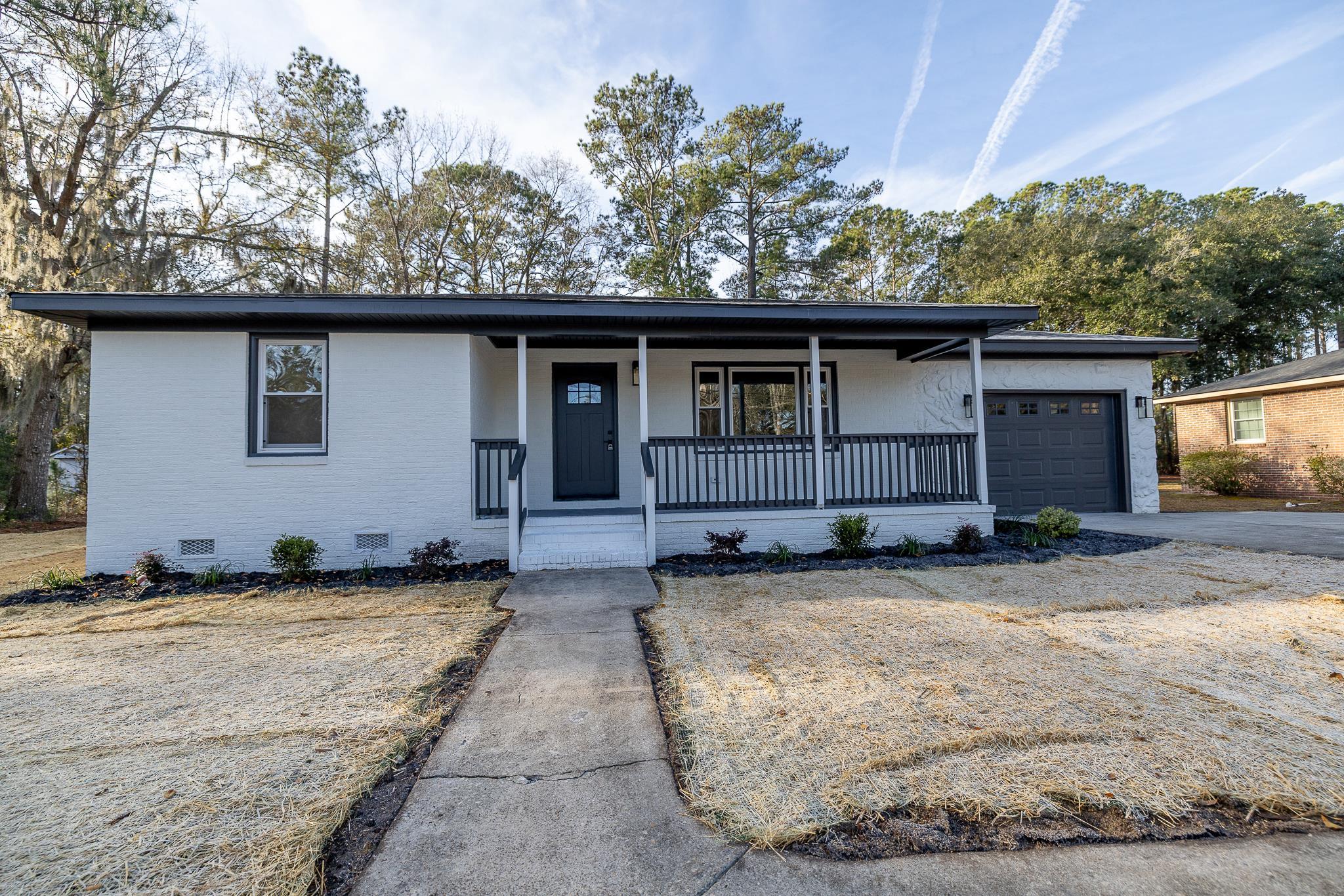 553 Martin Luther King Dr. Pawleys Island, SC 29585