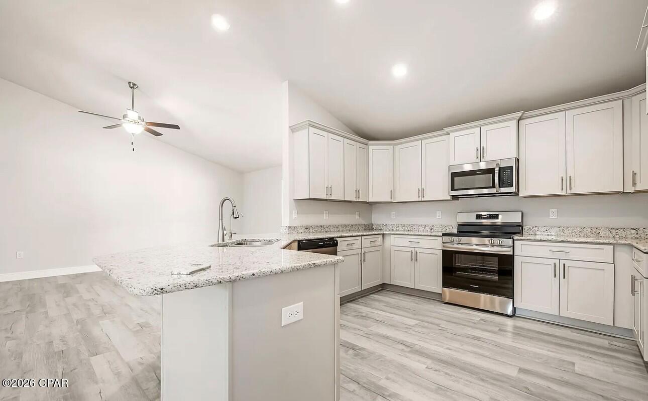 Image 6 For 11445 Godart Street