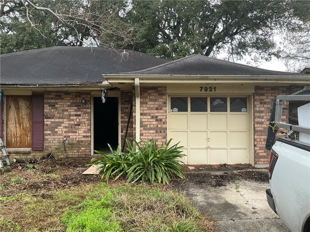 Homes for sale in New Orleans, LA | 7921 Branch Dr, New Orleans, LA 70128 | MLS# 2537910