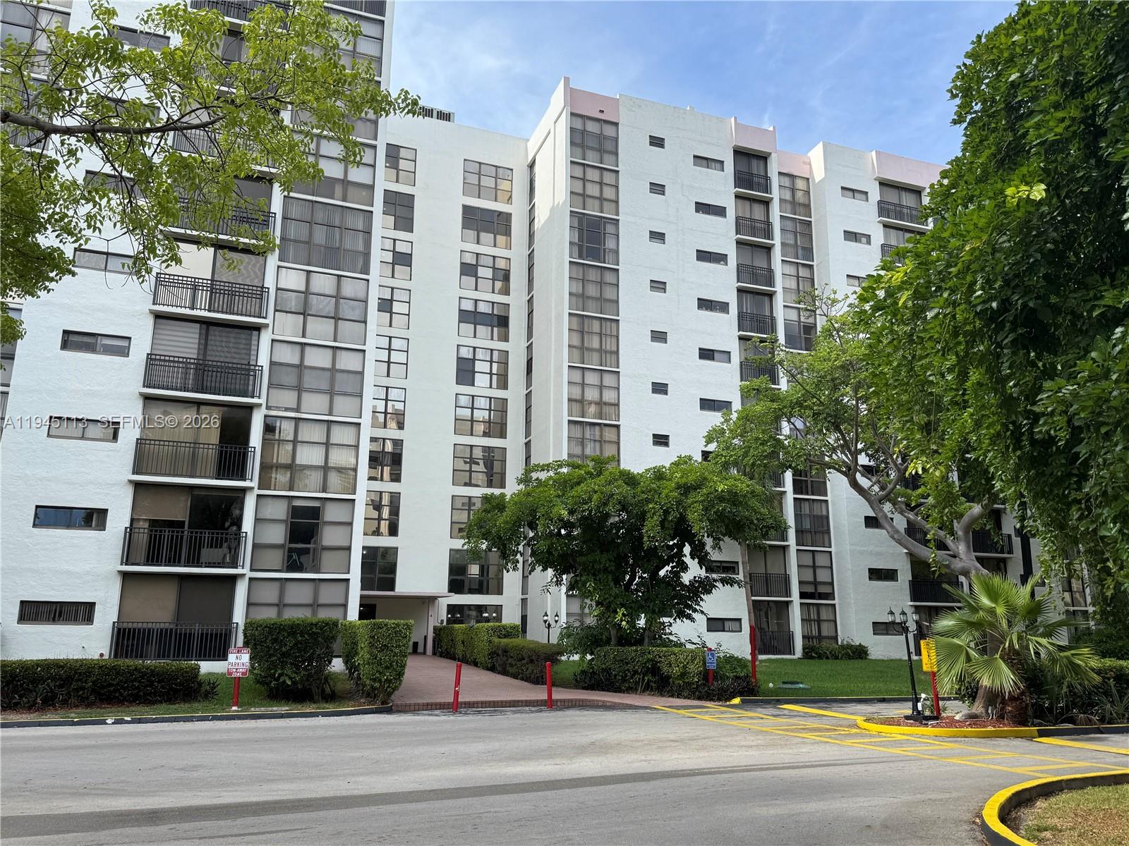 Plaza Of Americas Condo P