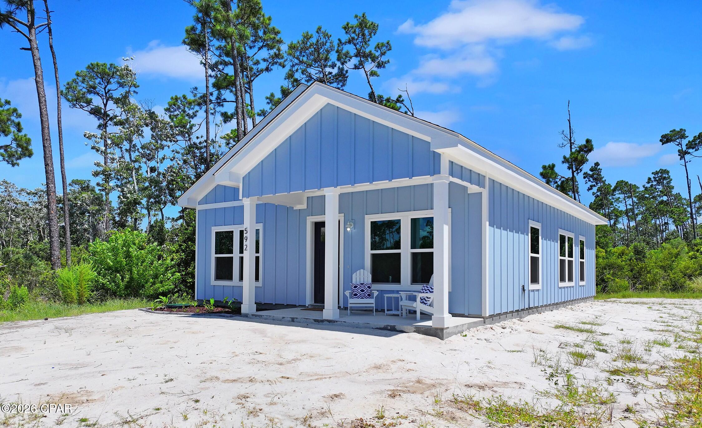 Image 2 For 592 Bonnet Street