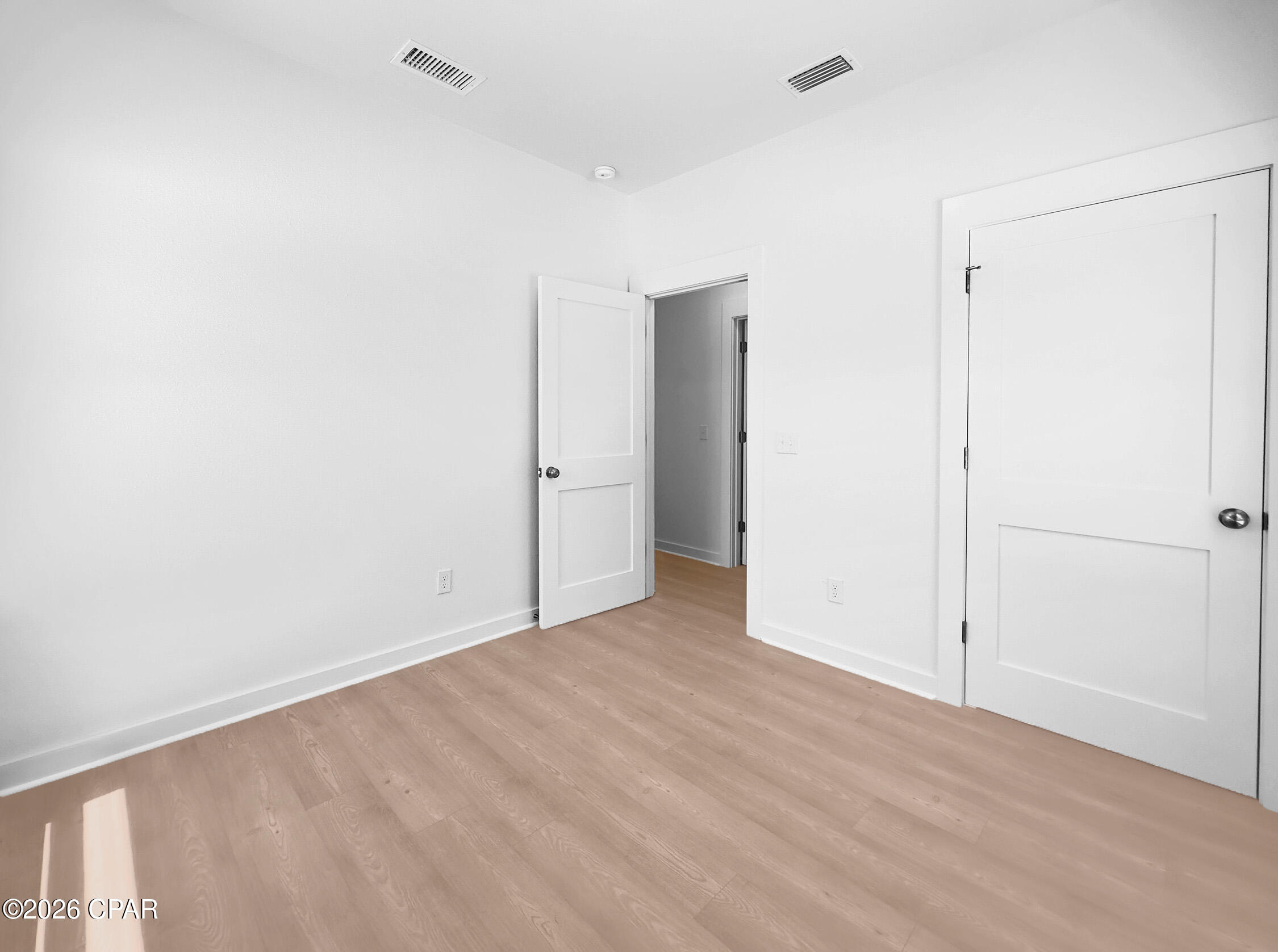 Image 20 For 592 Bonnet Street