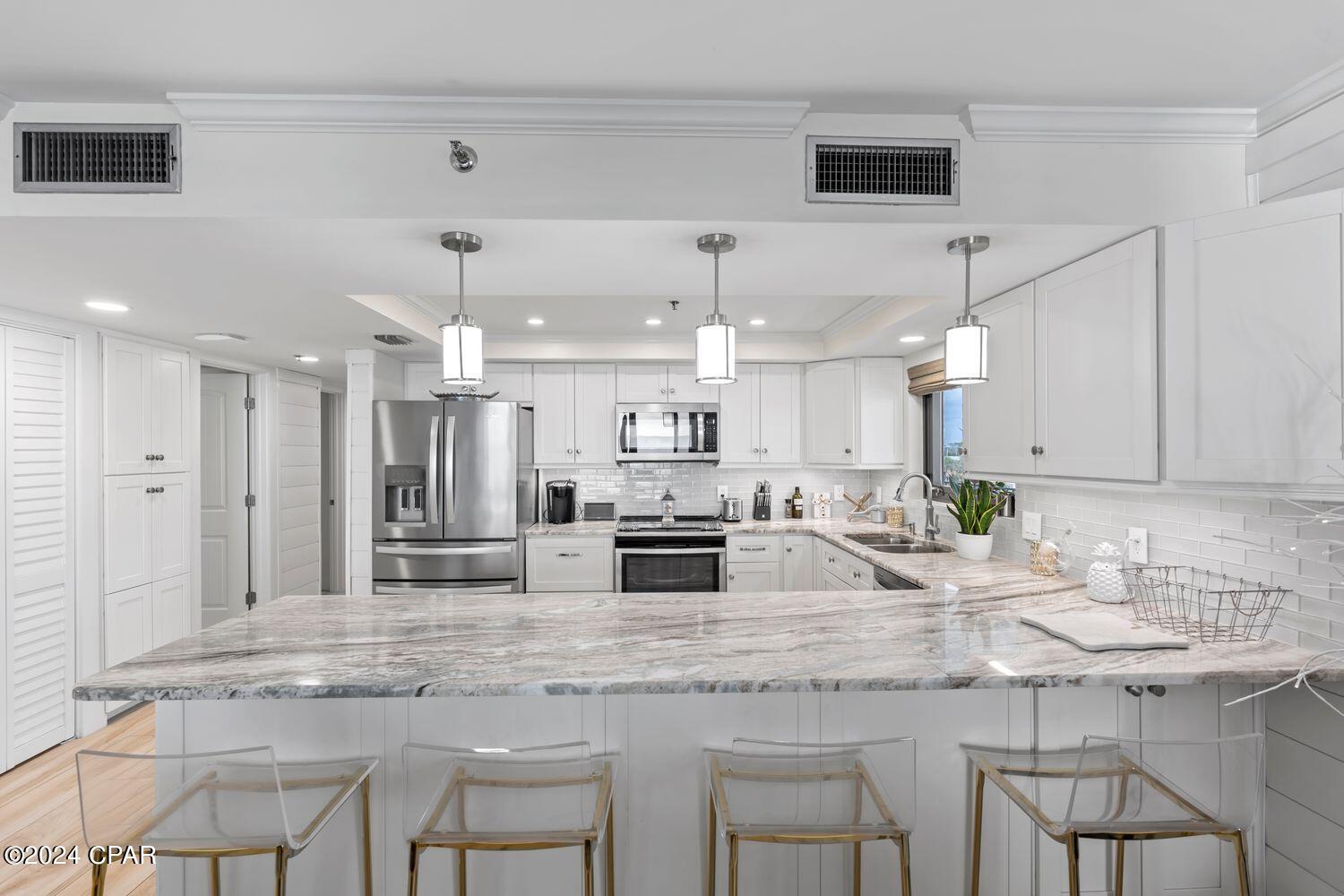 Image 11 For 6201 Thomas Drive 401