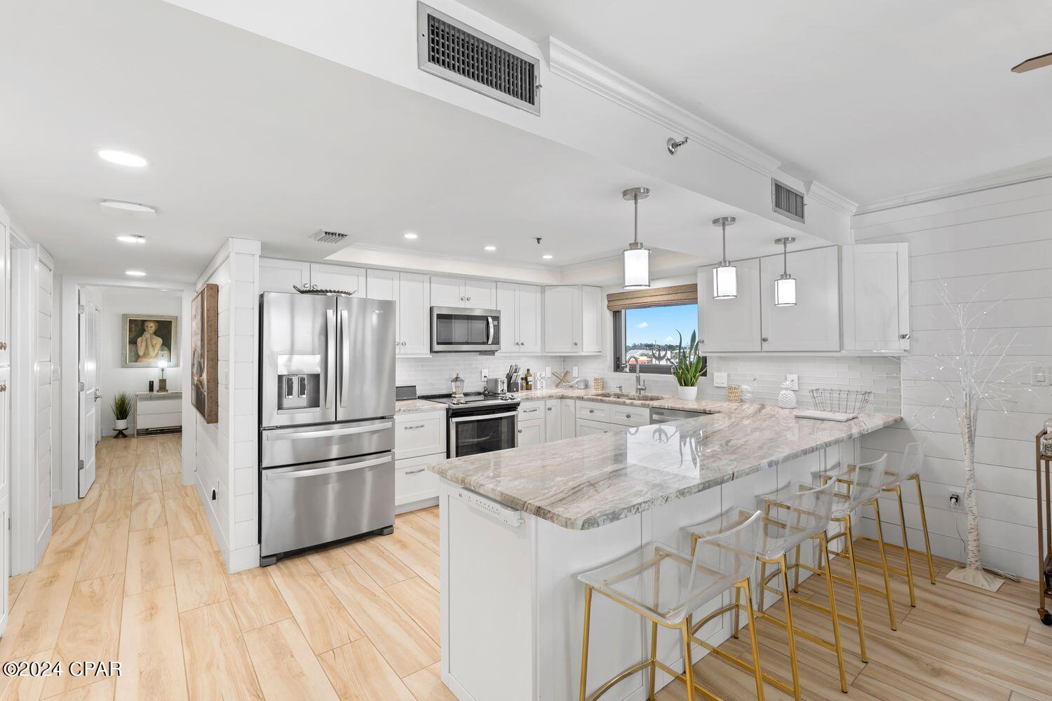 Image 17 For 6201 Thomas Drive 401