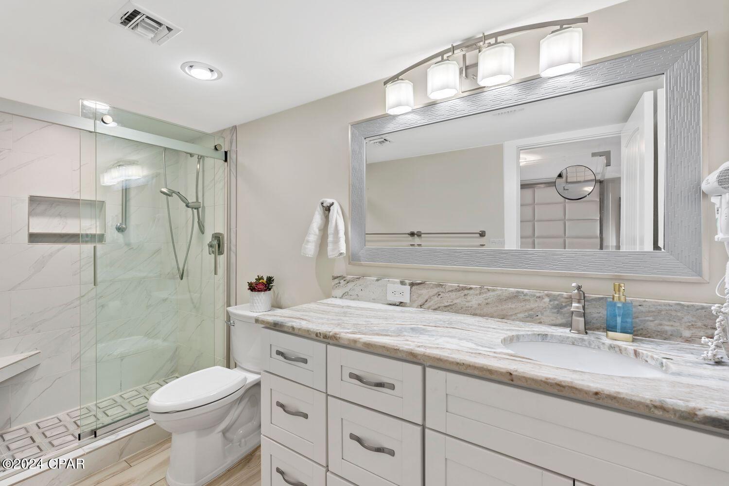 Image 21 For 6201 Thomas Drive 401