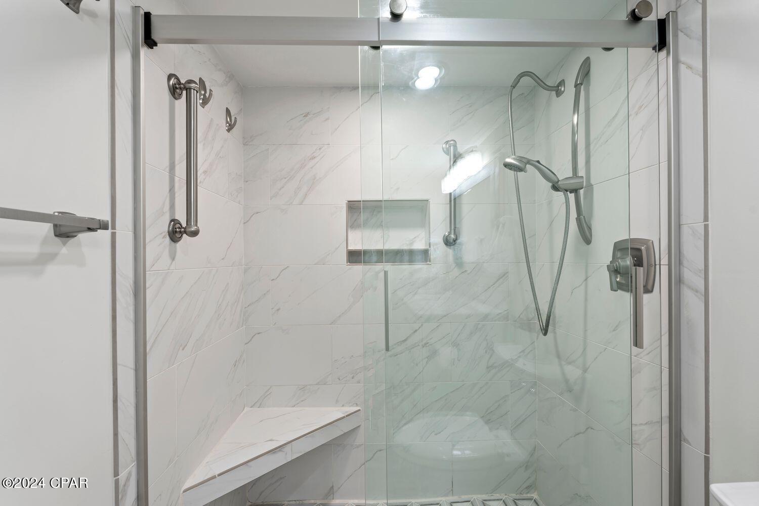 Image 22 For 6201 Thomas Drive 401