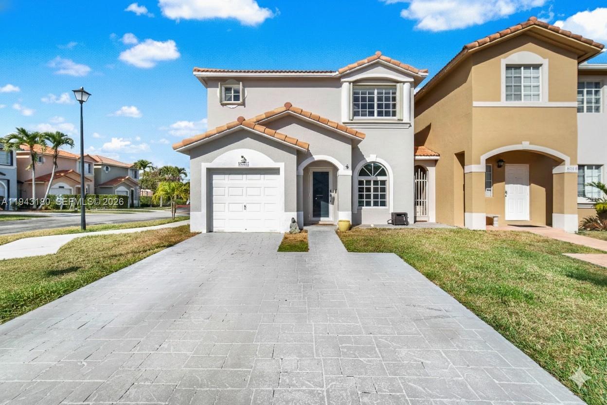 Monaco Estates At Kendall