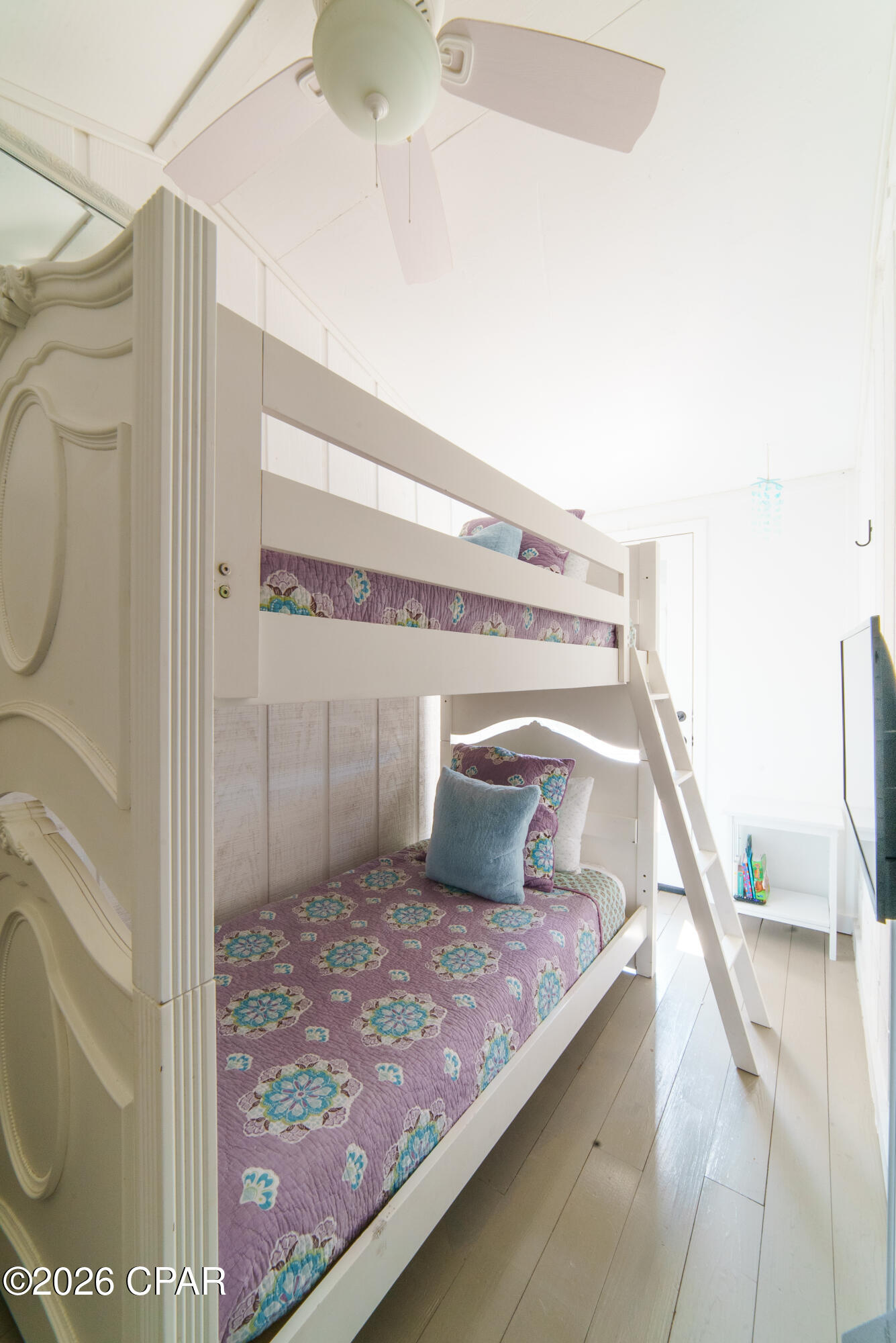 Image 24 For 230 13th Street