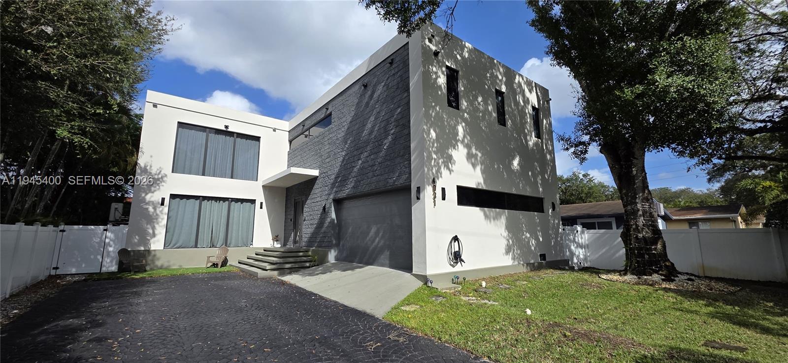 Ellas Little Acres 1St Ad