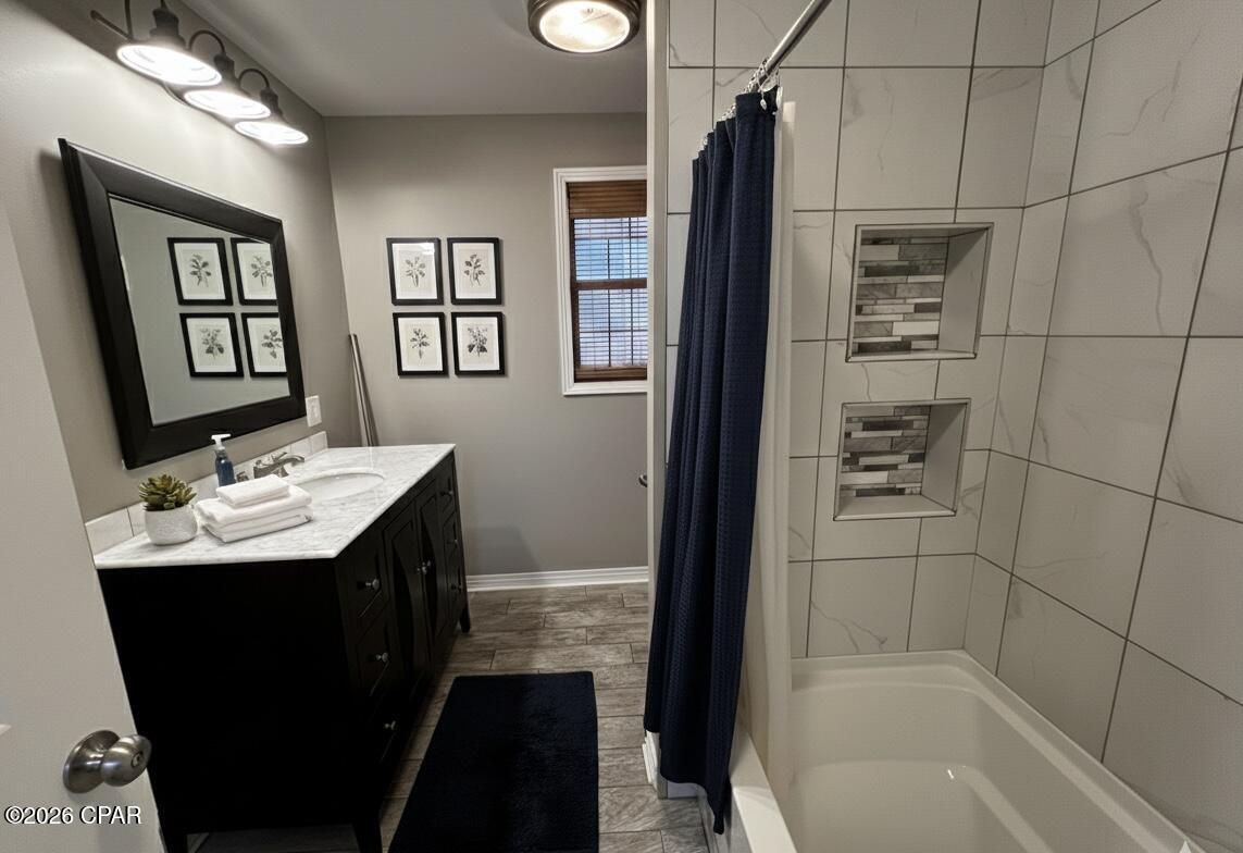 Image 11 For 652 2nd Street