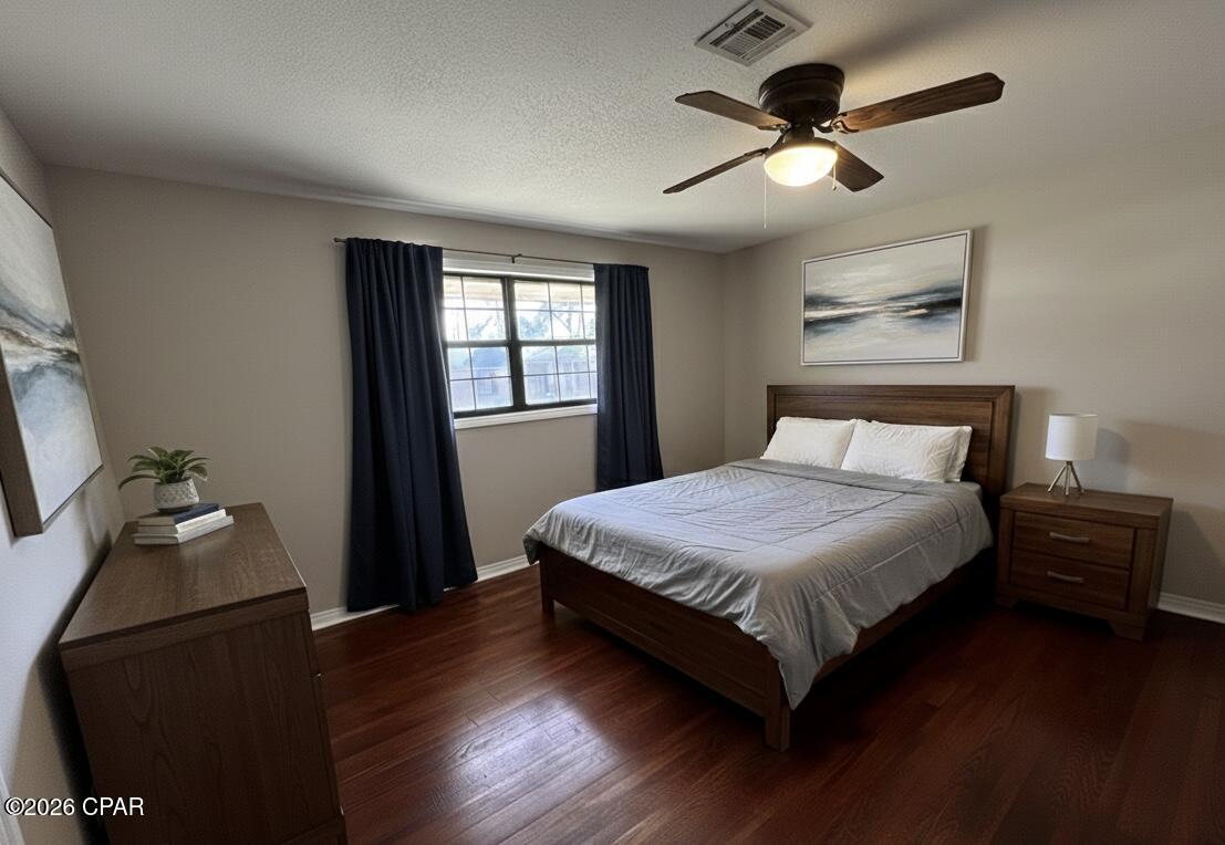 Image 17 For 652 2nd Street