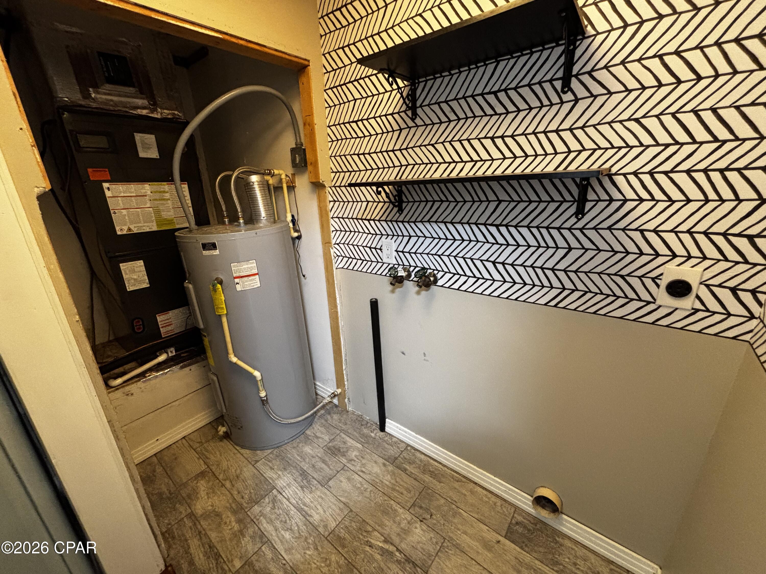 Image 20 For 652 2nd Street