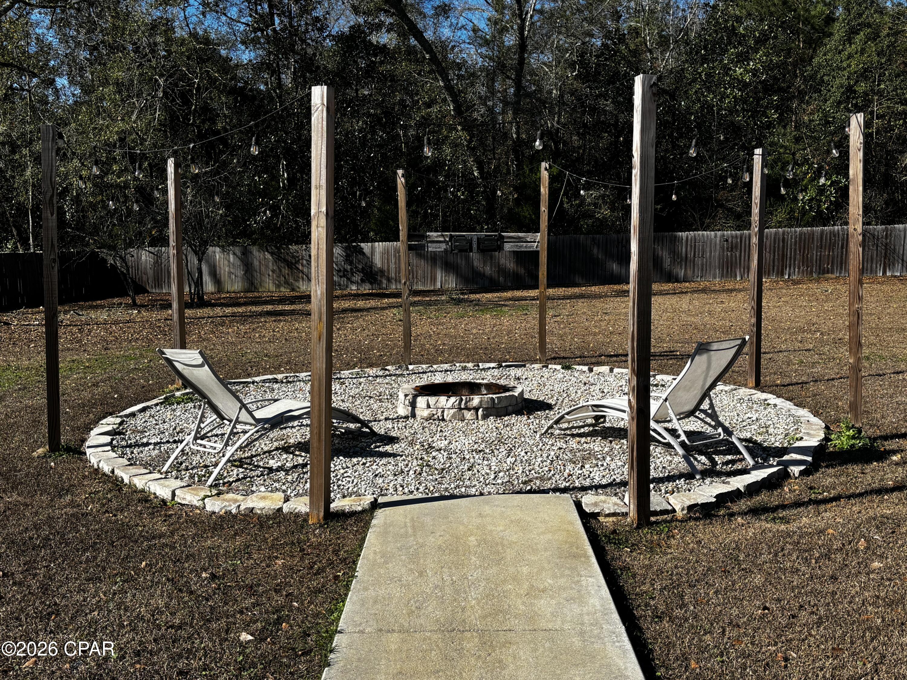 Image 28 For 652 2nd Street