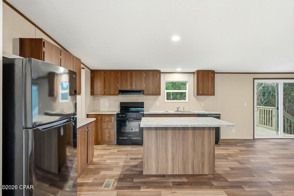 Image 11 For 316 Detroit Avenue