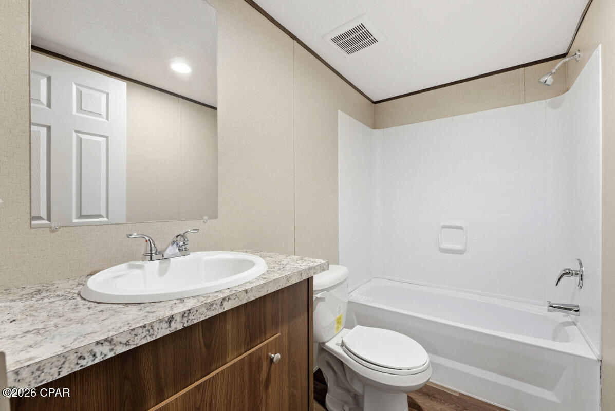 Image 4 For 316 Detroit Avenue