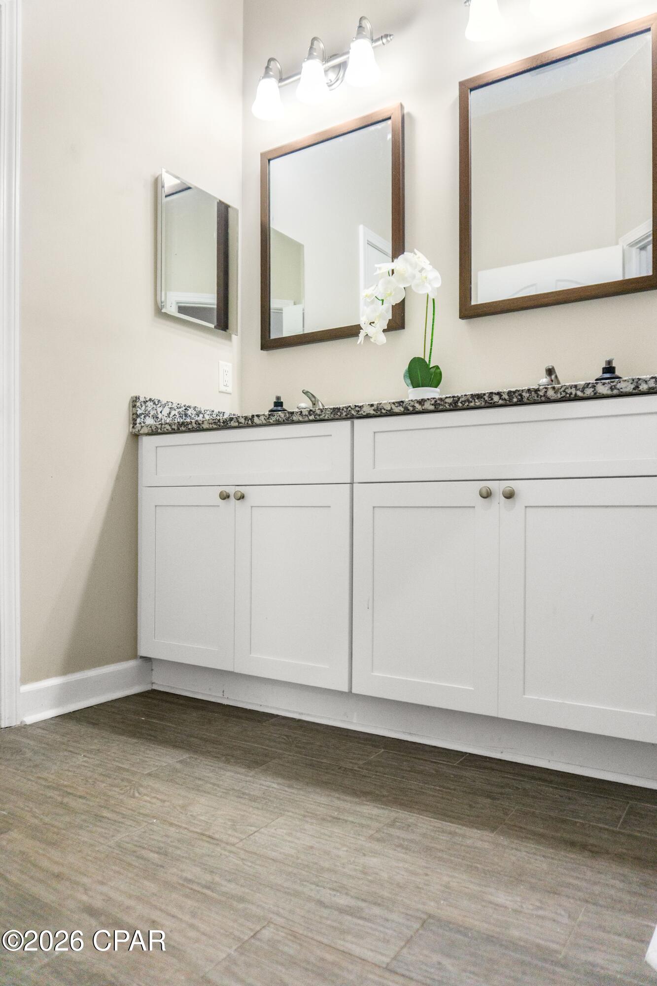 Image 27 For 2902 Short Tail Court