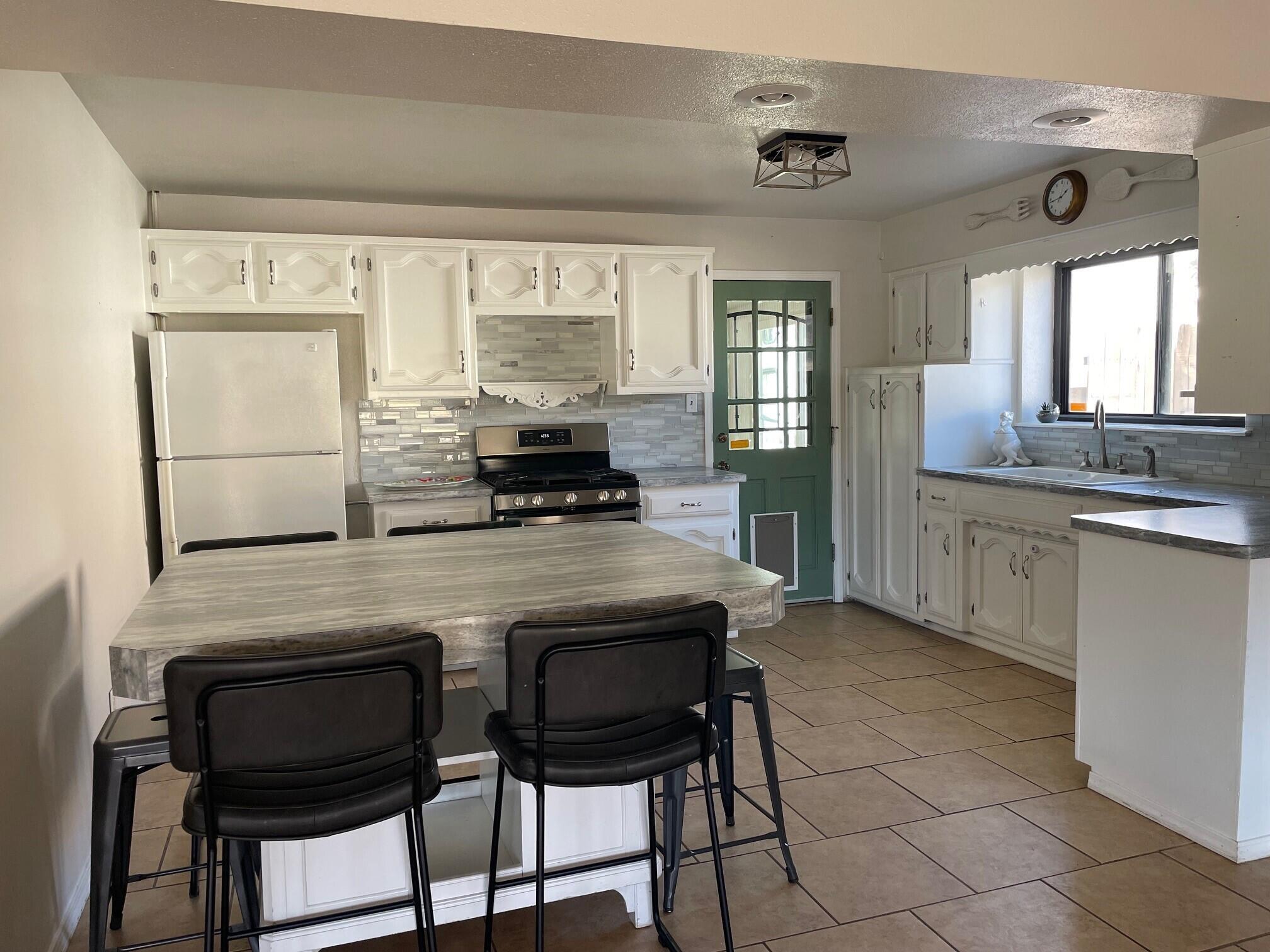 2611 PARSIFAL STREET NE, ALBUQUERQUE, NM 87112  Photo 3