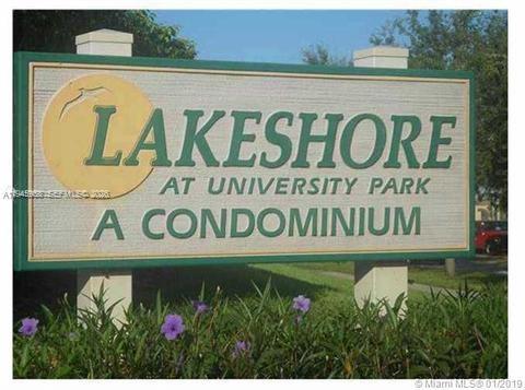Lakeshore At University P