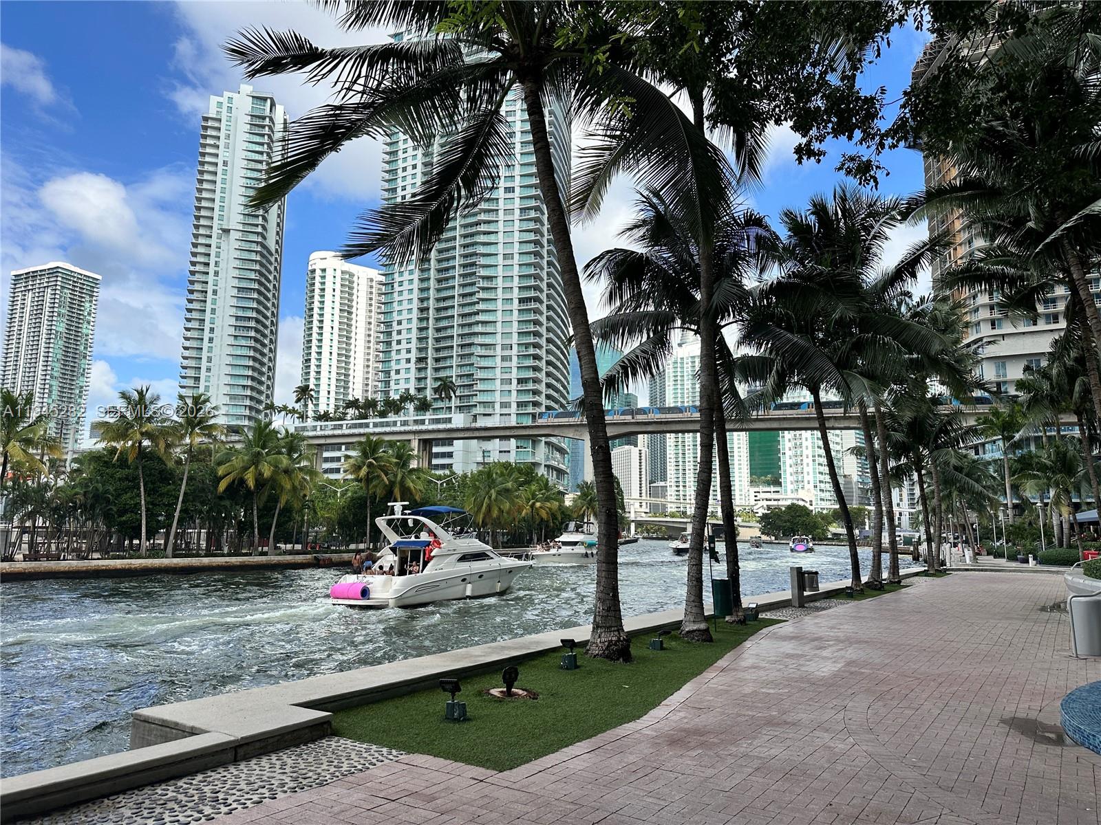 185 7th St Unit 3704, Miami, Florida 33130