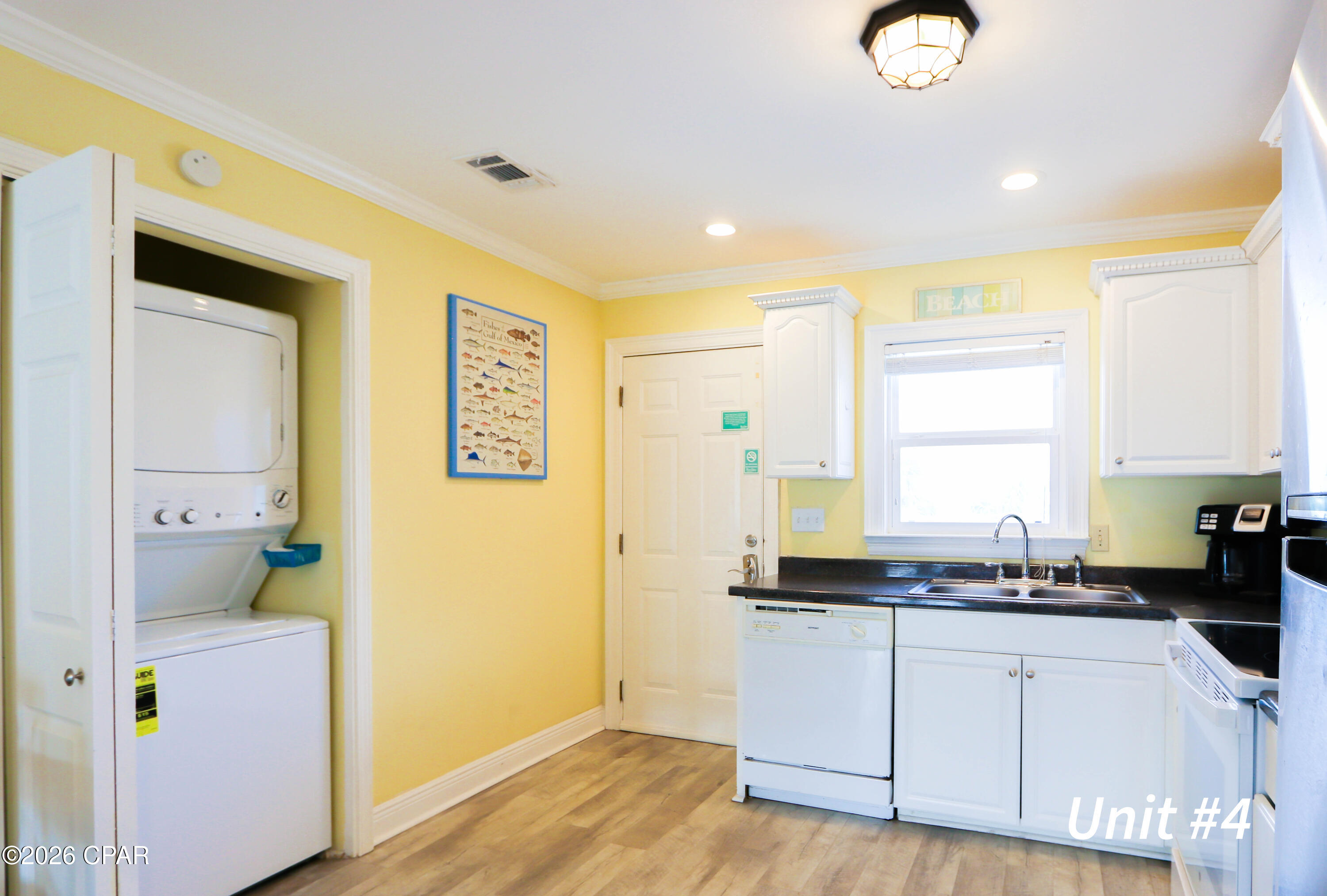 Image 122 For 5012 Gulf Drive 1-4