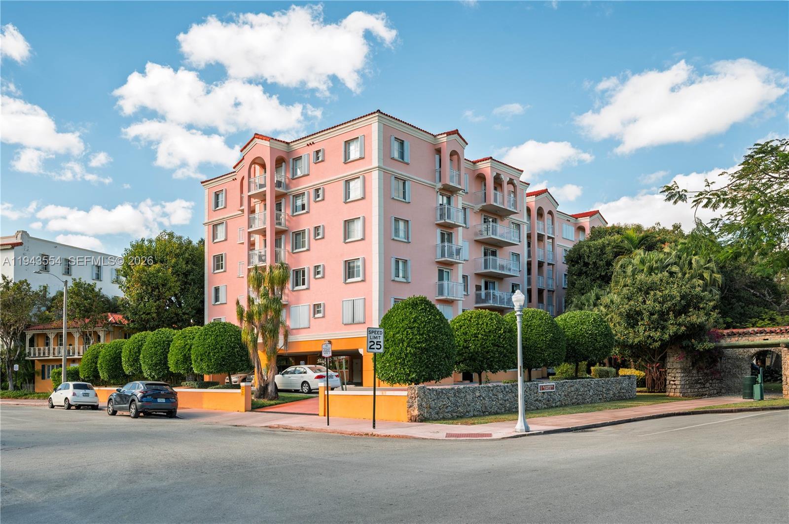 First Alhambra Circle Con