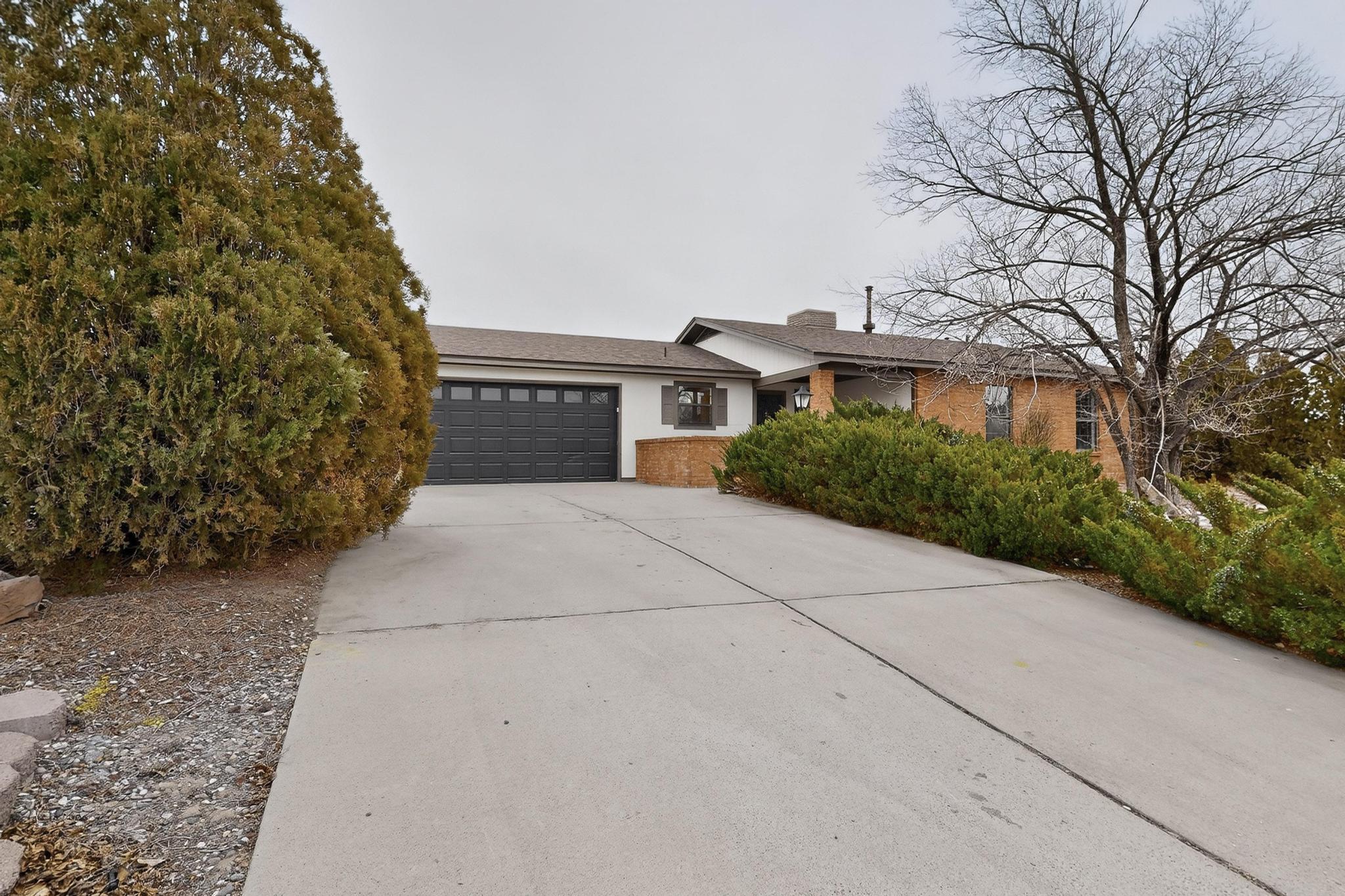 300 4th Avenue, Rio Rancho NM 87124