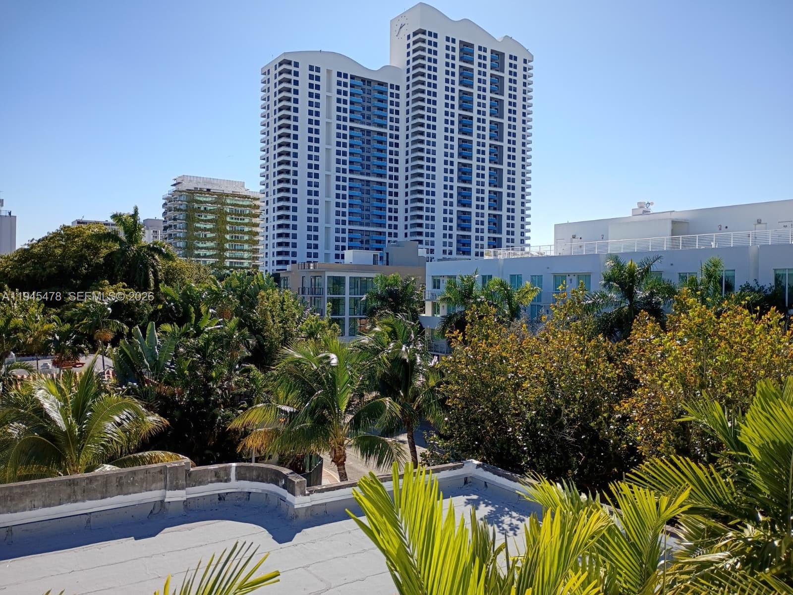 West Side Plaza Condo