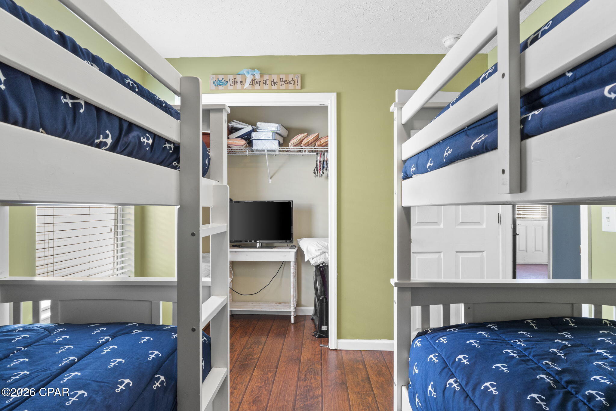 Image 19 For 104 White Cap Way